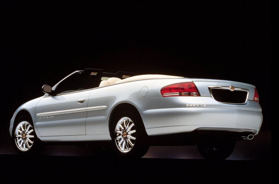  Chrysler Sebring Convertible 2001 года  (фото 9 из 21)
